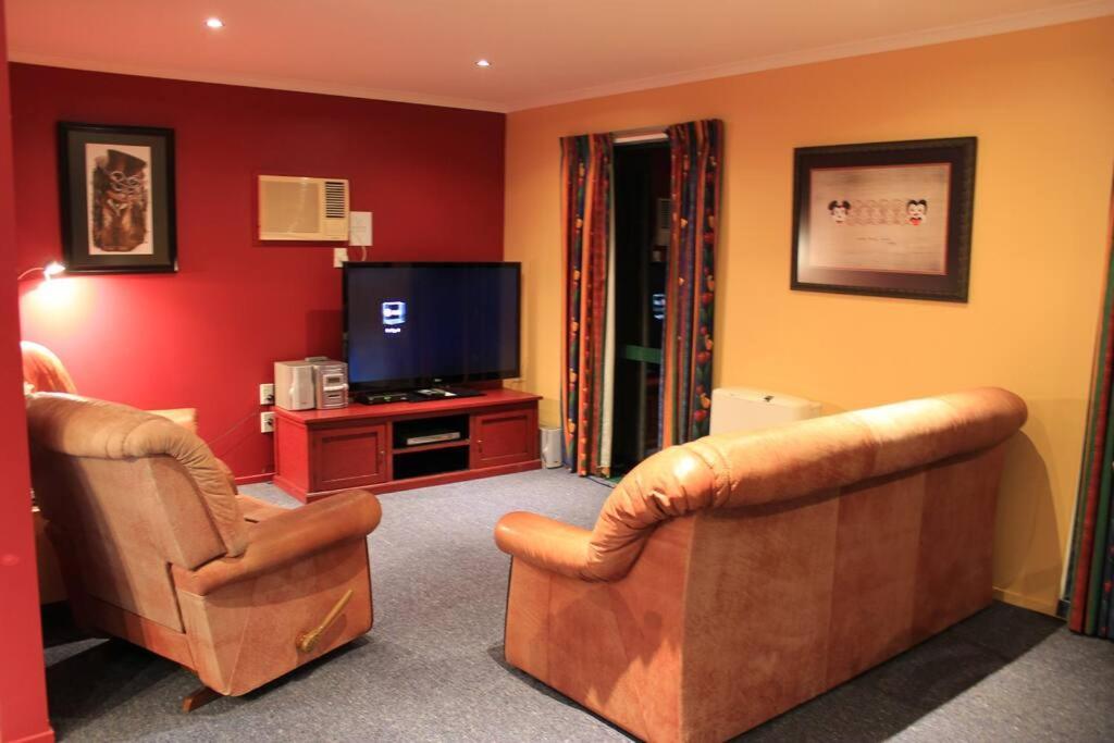 Popular Family And Pet Friendly Modern Cosy Bach Wifi Villa Hanmer Springs Kültér fotó